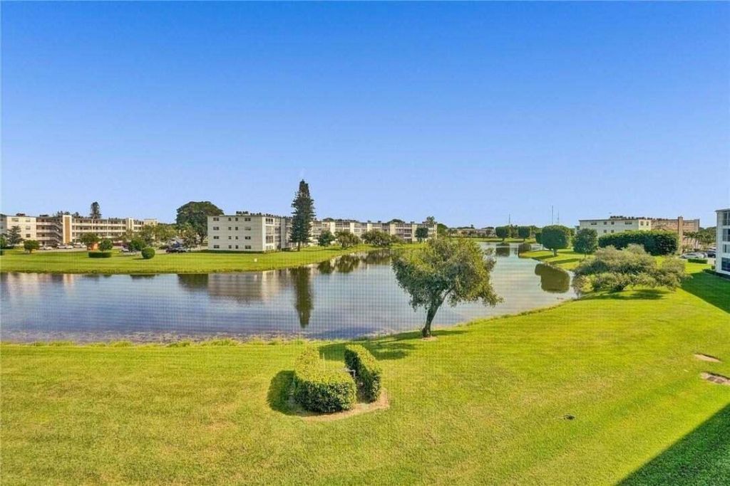 3031 Guildford E, Boca Raton, FL 33434 Photo
