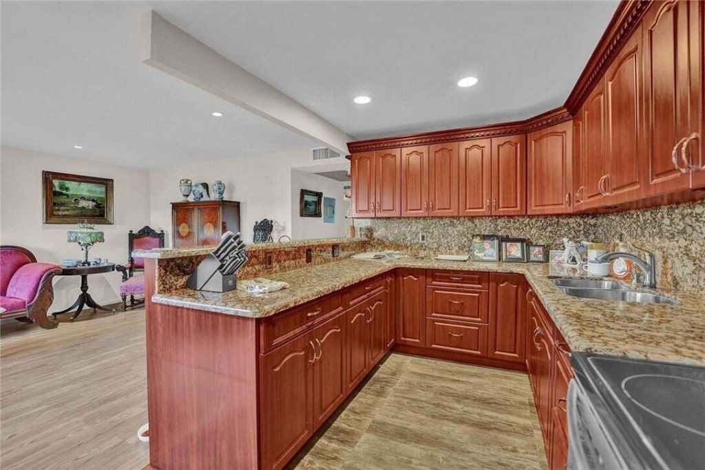3031 Guildford E, Boca Raton, FL 33434 Photo