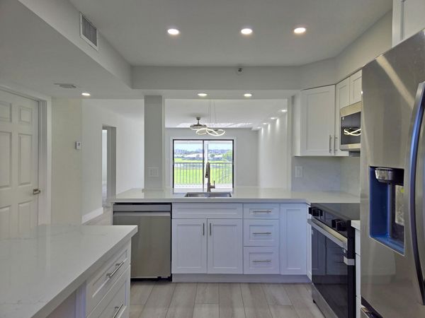 14426 Amberly Lane, Unit Apt 203, Delray Beach, FL 33446