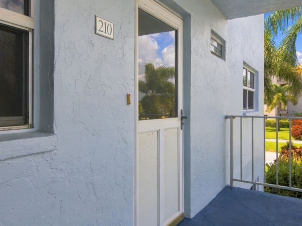 300 NE 26th Avenue, Unit 2100, Boynton Beach, FL 33435
