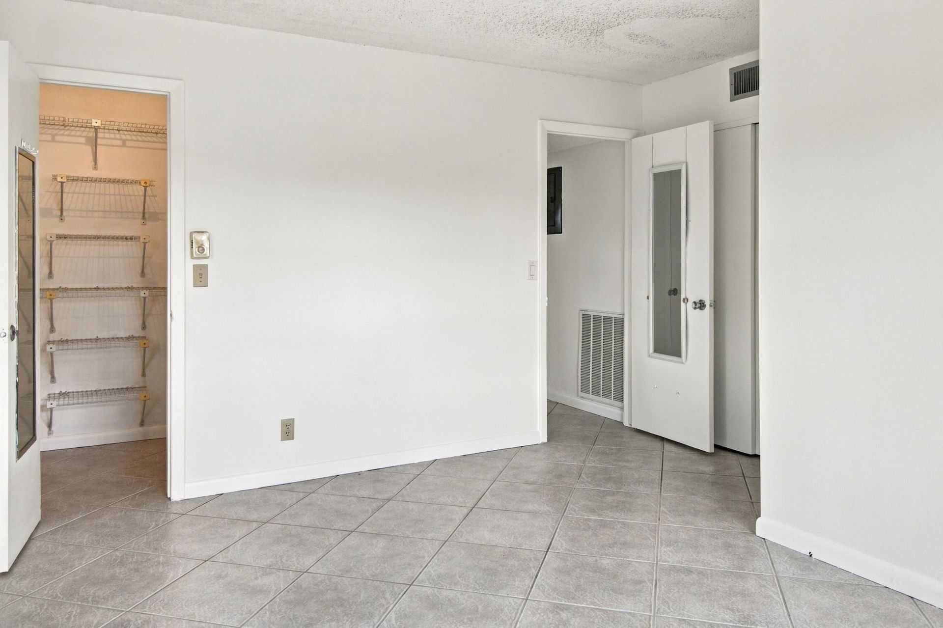 300 NE 26th Avenue, Unit 2100, Boynton Beach, FL 33435 Photo