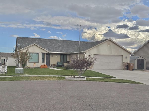 4572 Hershey Loop, Chubbuck, ID 83202