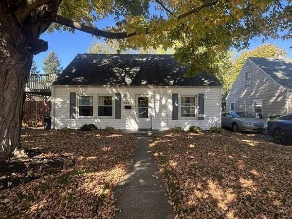 1610 S Sweetbriar Lane, Springfield, OH 45505