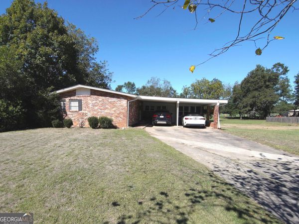 258 W Adams Street, Tennille, GA 31089
