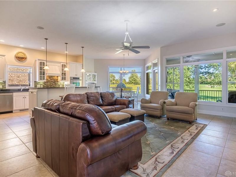 10111 Putterview Way, Centerville, OH 45458 Photo 4