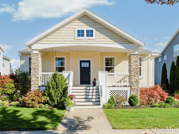 1099 Graystone Road, Holland, MI 49423