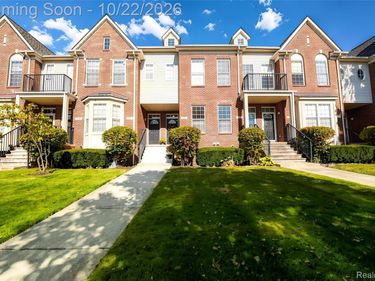 854 Summerfield Drive, Westland, Mi 48185