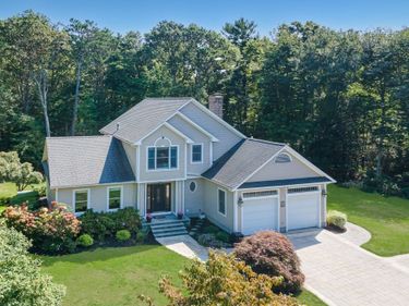 3 Timberledge Ln, Mattapoisett, MA 02739
