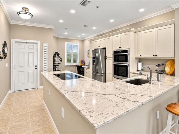 14531 Legends BLVD N, Unit 404, FORT MYERS, FL 33912