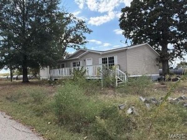 501 Bingham Street , Koshkonong, MO 65692