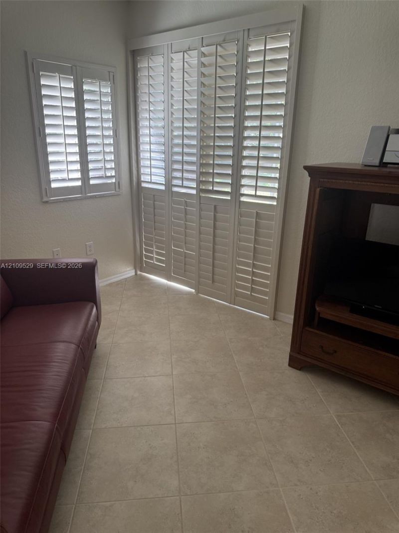 7775 Yardley Dr , Unit 108, Tamarac, FL 33321 Photo