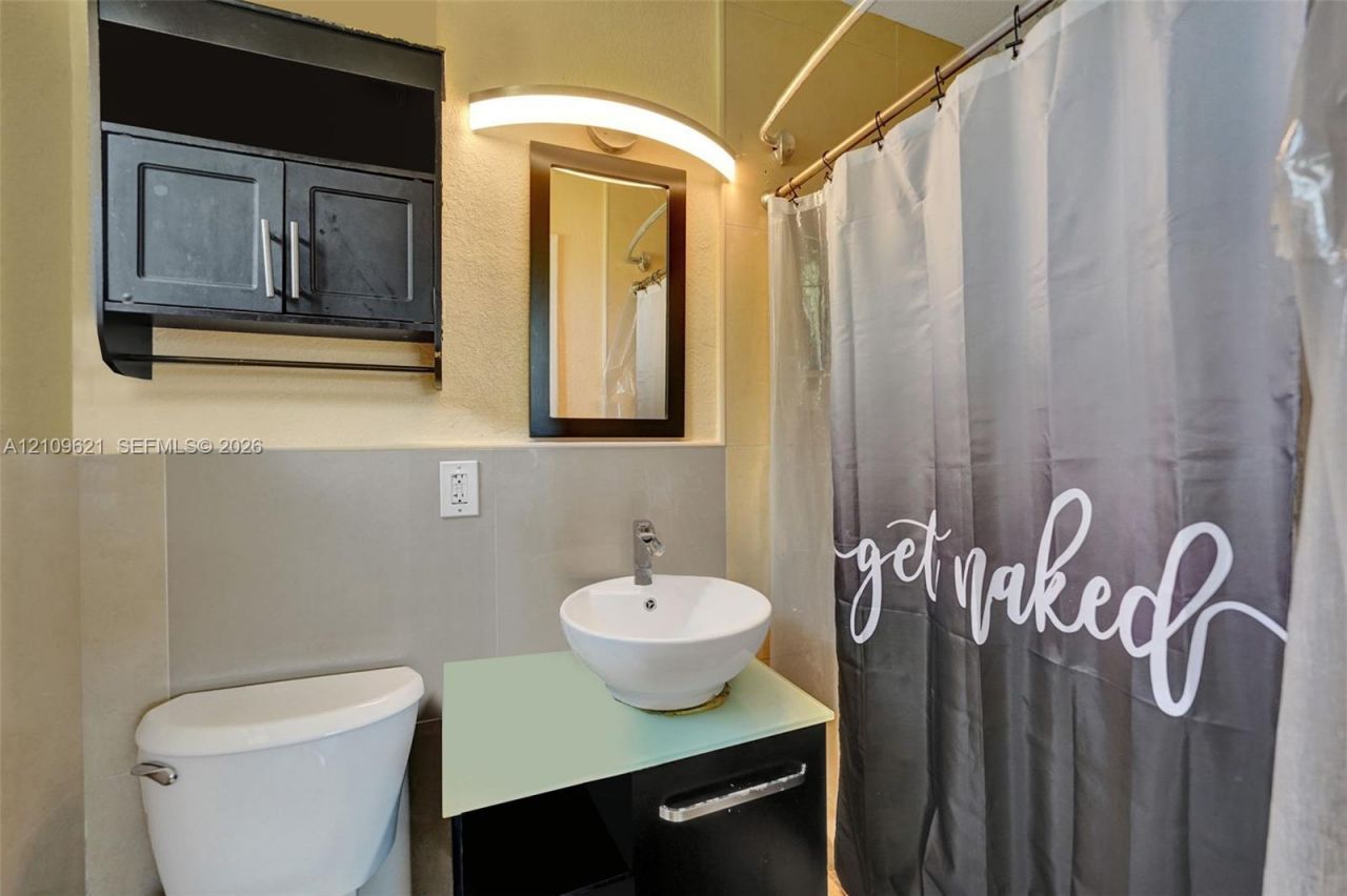 231 SW 64th Way , Pembroke Pines, FL 33023 Photo