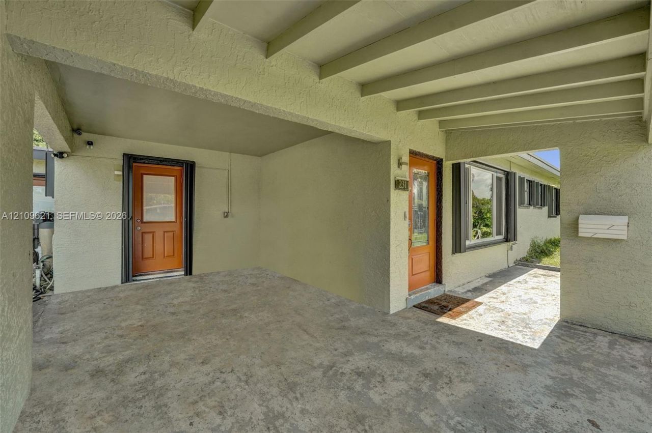 231 SW 64th Way , Pembroke Pines, FL 33023 Photo