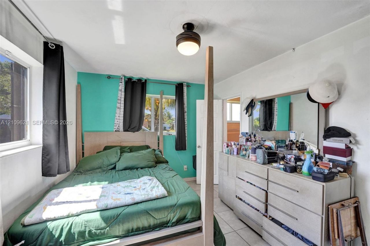 231 SW 64th Way , Pembroke Pines, FL 33023 Photo