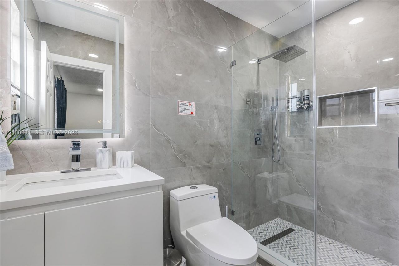 2390 NW 63rd Ter, Unit 2390, Sunrise, FL 33313 Photo