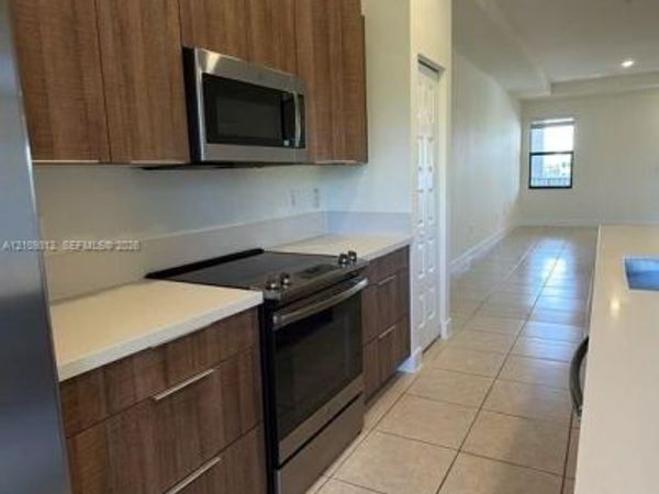 8025 NW 104th Ave , Unit 33, Doral, FL 33178