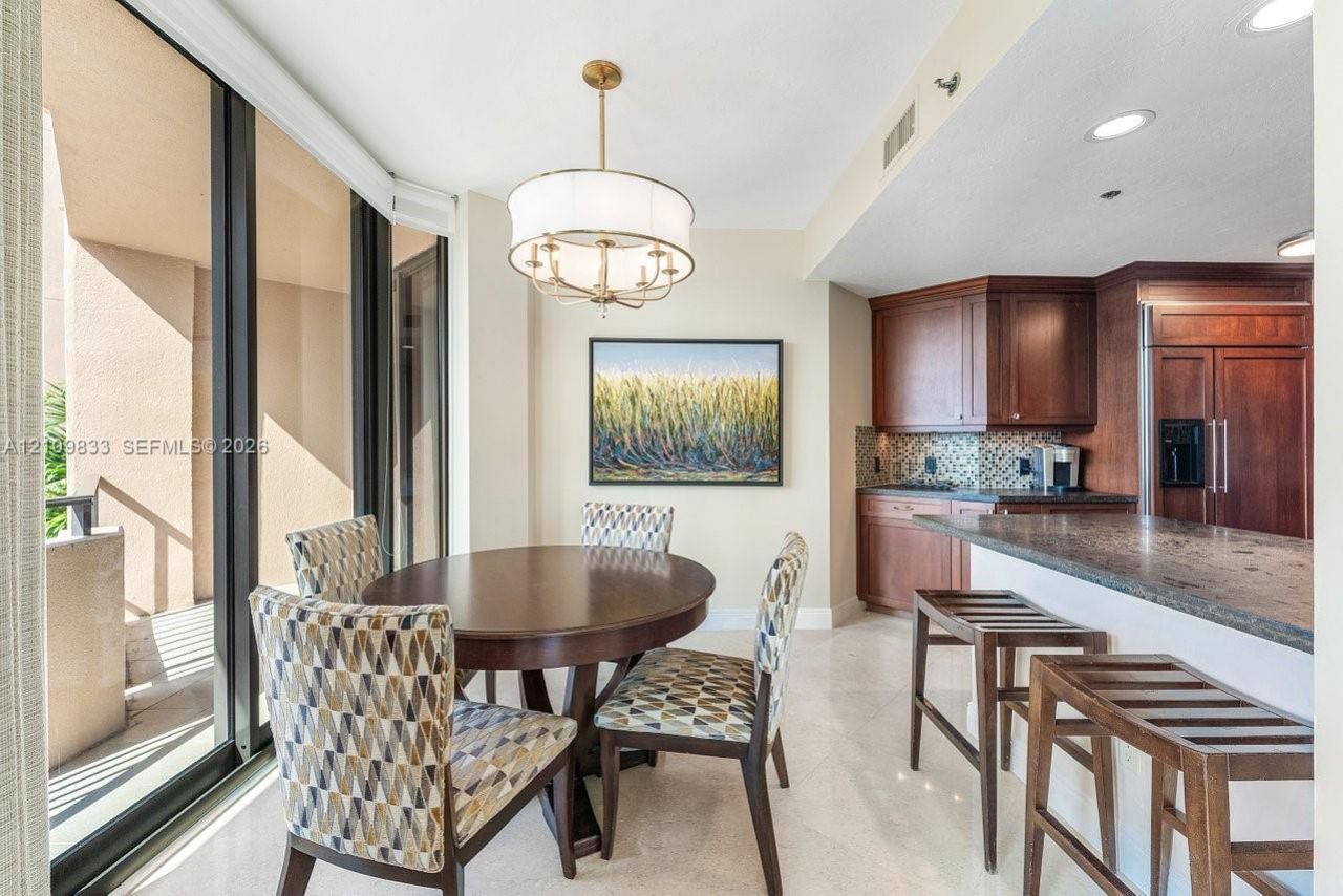 530 Ocean Dr , Unit 405, Juno Beach, FL 33408 Photo