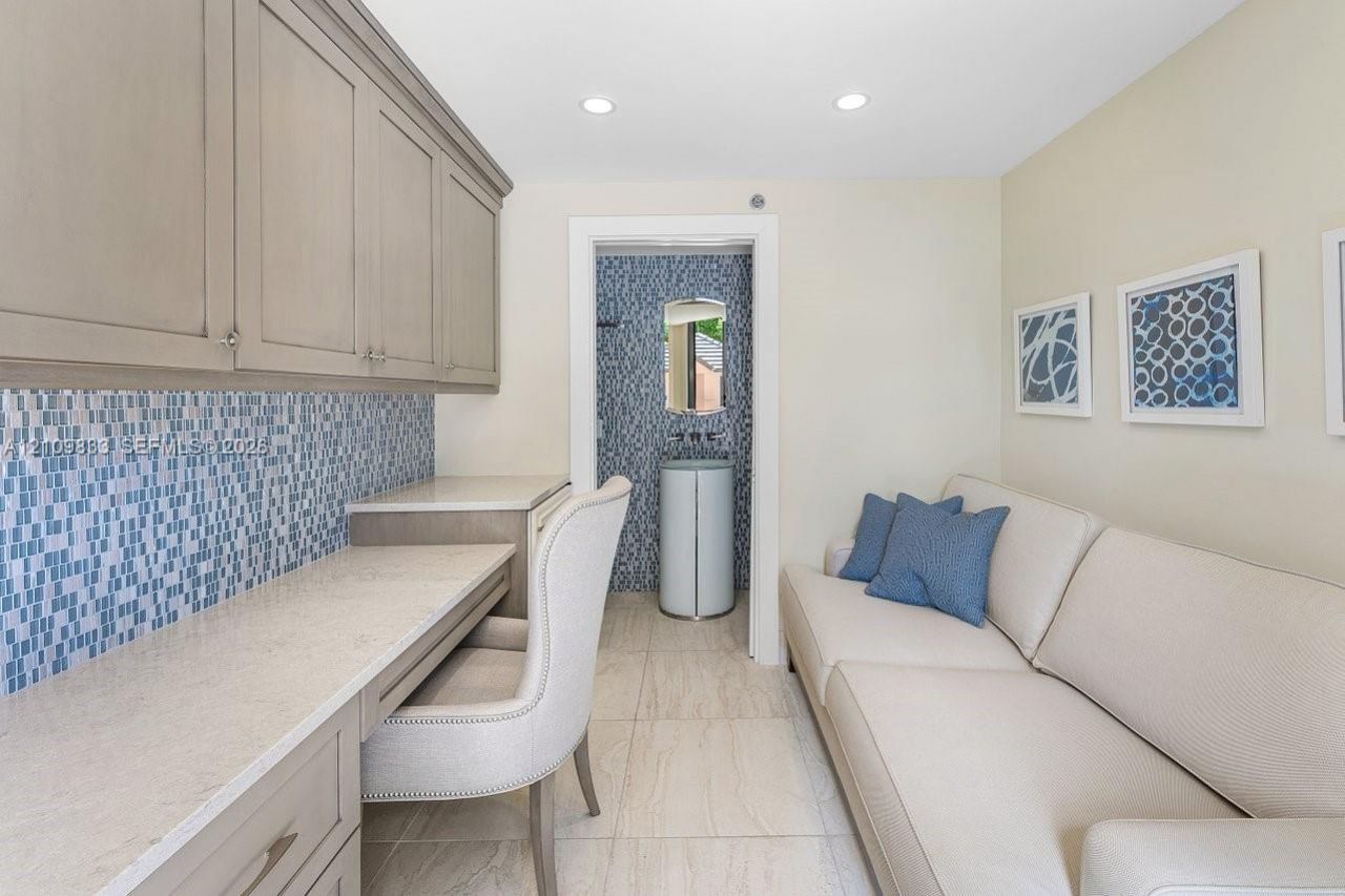530 Ocean Dr , Unit 405, Juno Beach, FL 33408 Photo