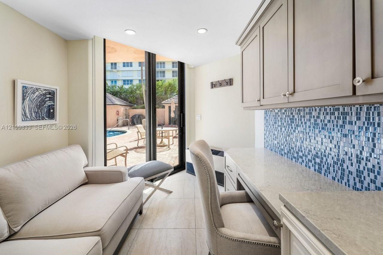 530 Ocean Dr , Unit 405, Juno Beach, FL 33408 Photo