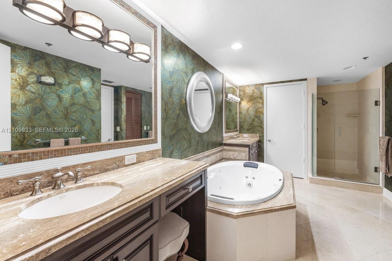 530 Ocean Dr , Unit 405, Juno Beach, FL 33408 Photo