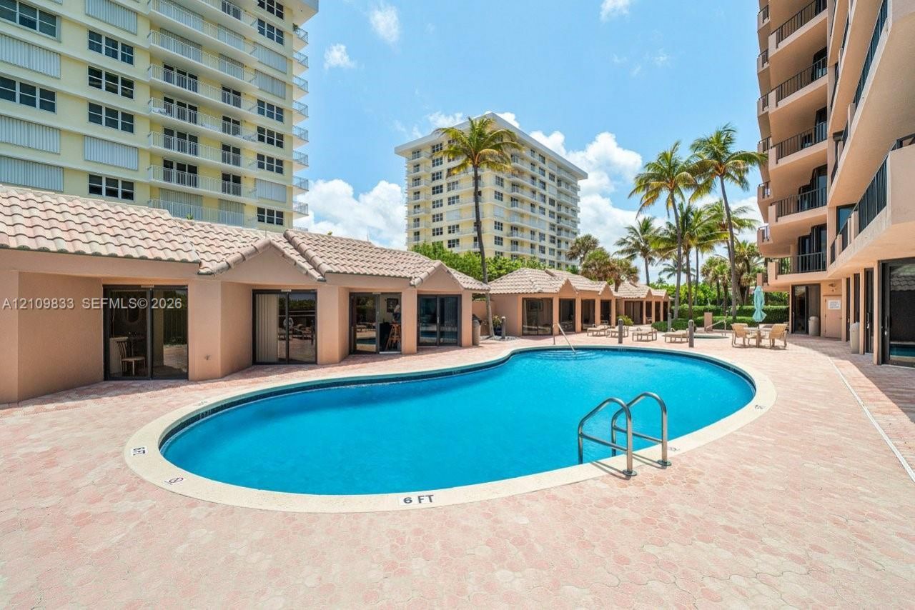 530 Ocean Dr , Unit 405, Juno Beach, FL 33408 Photo