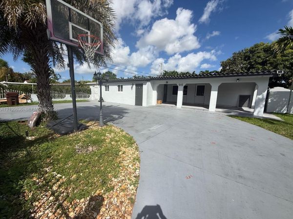 915 W 65th St, Unit A, Hialeah, FL 33012