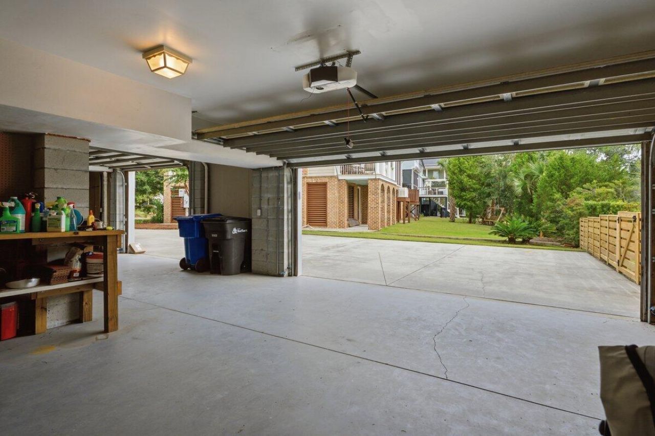1906 N Creek Drive Photo 59