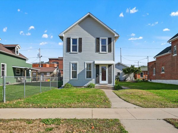 2256 Prince Street Street, Dubuque, IA 52001