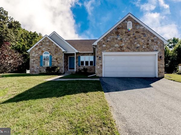 1339 NAUTICAL CIRCLE , ESSEX, MD 21221