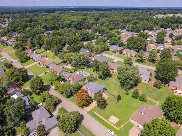 128 Glenwood Dr , Jackson, TN 38305
