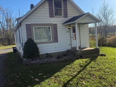 3786 E Genesee Street Road, Auburn, NY 13021