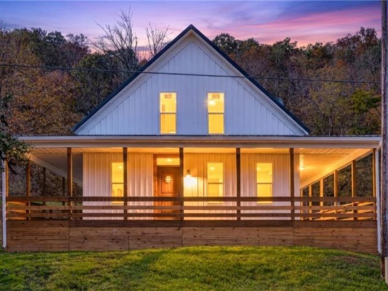 9107 N State Route 669 NW, McConnelsville, OH 43756 Photo 2