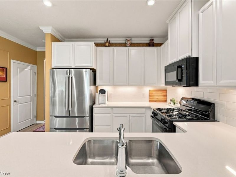 1055 Meadow Run, Copley, OH 44321 Photo 6