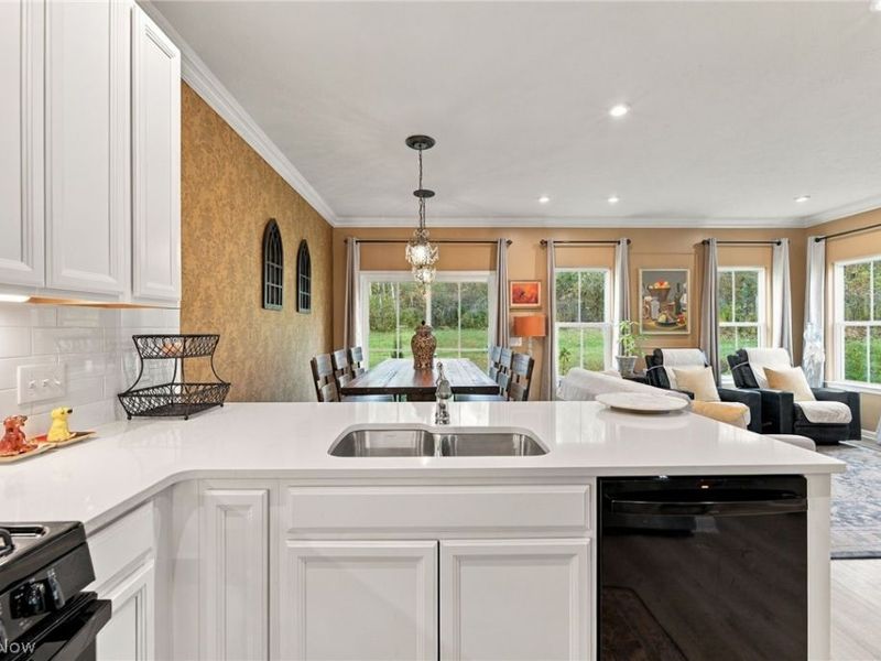 1055 Meadow Run, Copley, OH 44321 Photo 7