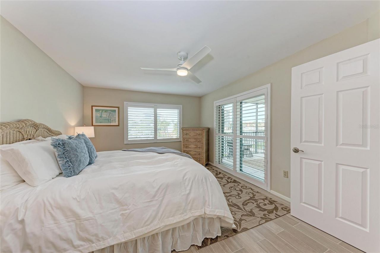 9226 Midnight Pass Road, Unit 1A, Sarasota, FL 34242 Photo