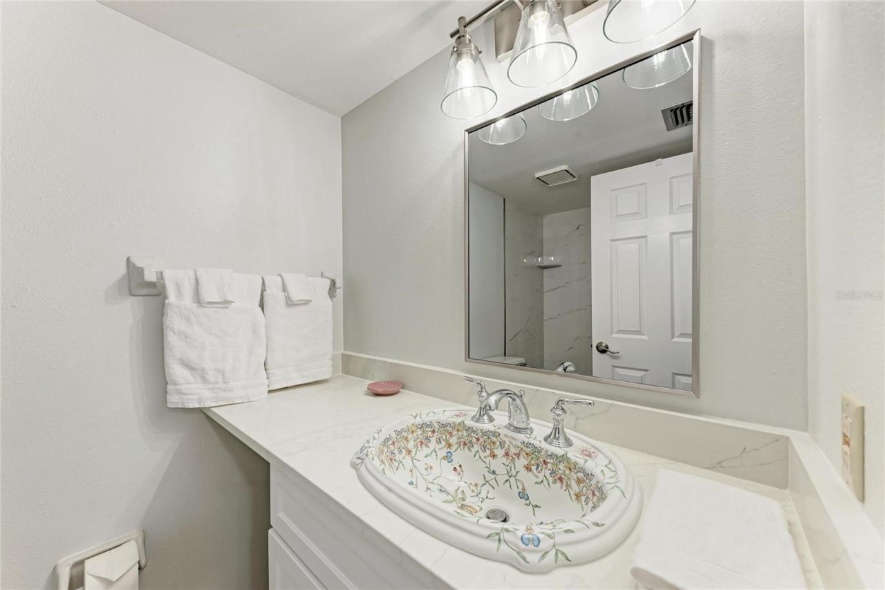 9226 Midnight Pass Road, Unit 1A, Sarasota, FL 34242 Photo