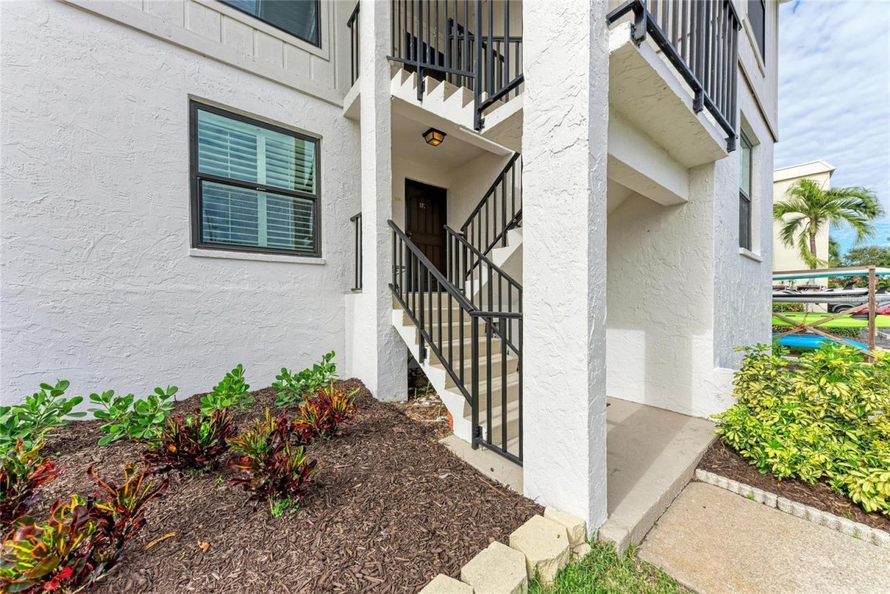 9226 Midnight Pass Road, Unit 1A, Sarasota, FL 34242 Photo