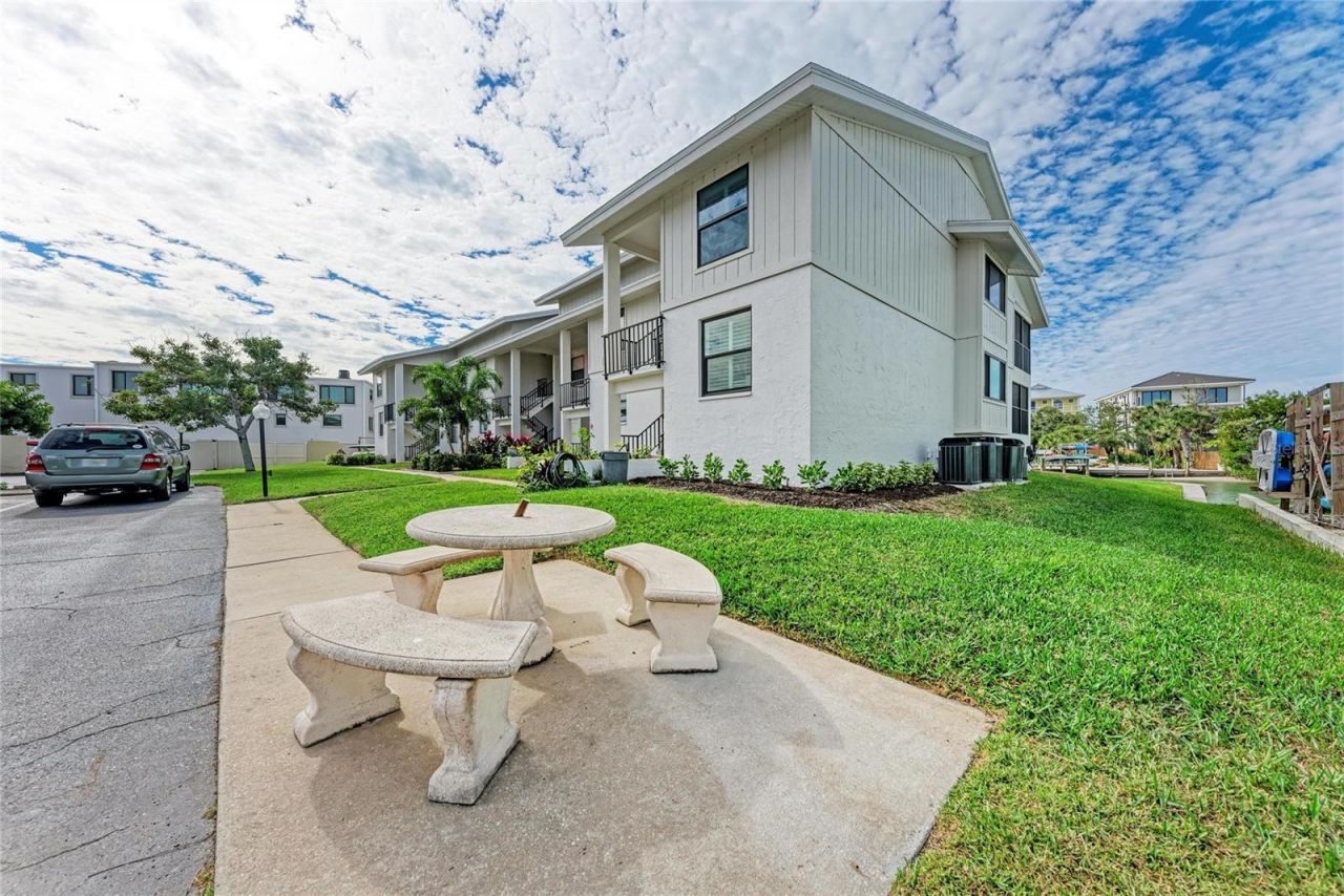 9226 Midnight Pass Road, Unit 1A, Sarasota, FL 34242 Photo