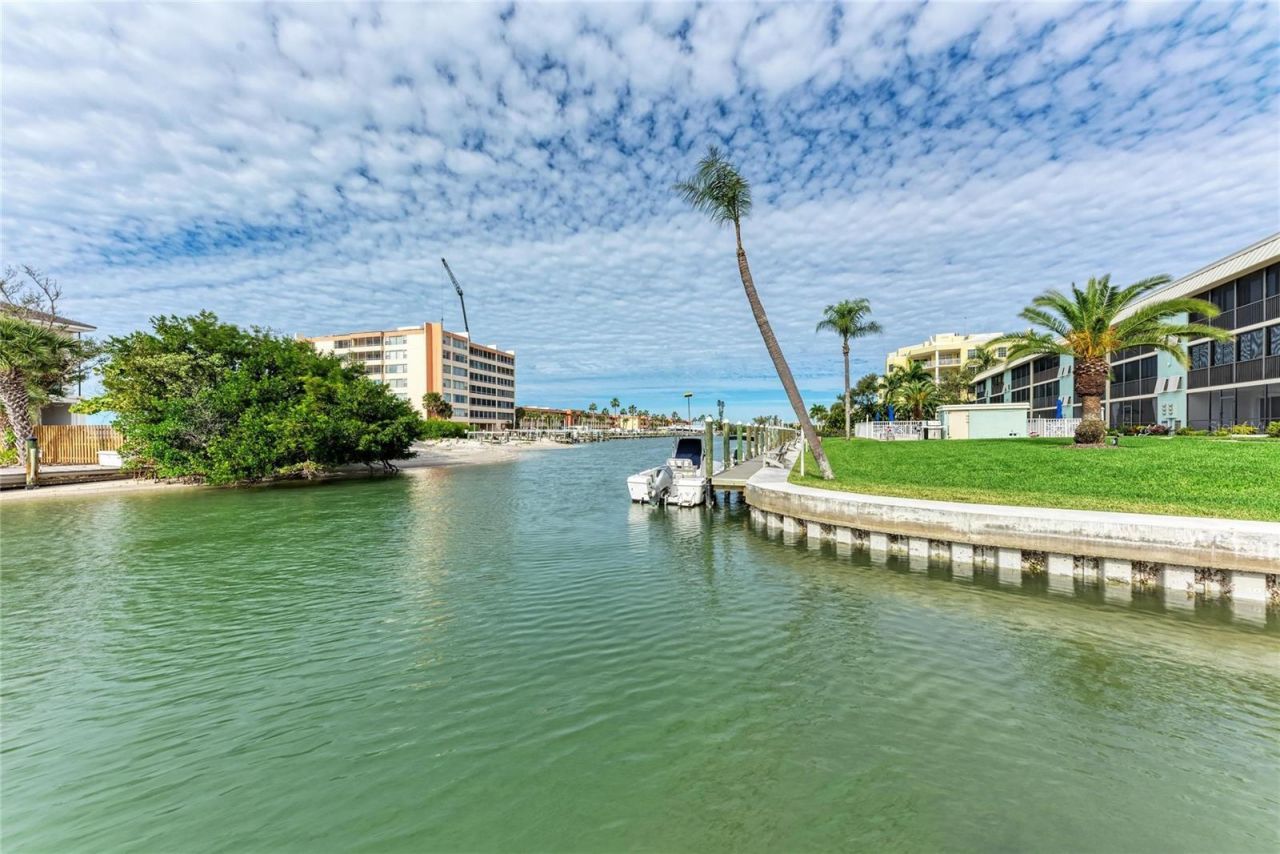 9226 Midnight Pass Road, Unit 1A, Sarasota, FL 34242 Photo