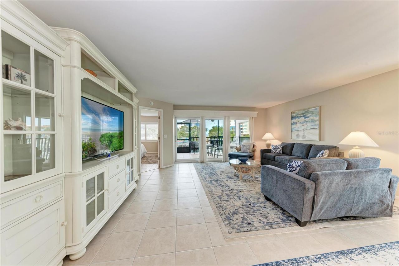 9226 Midnight Pass Road, Unit 1A, Sarasota, FL 34242 Photo