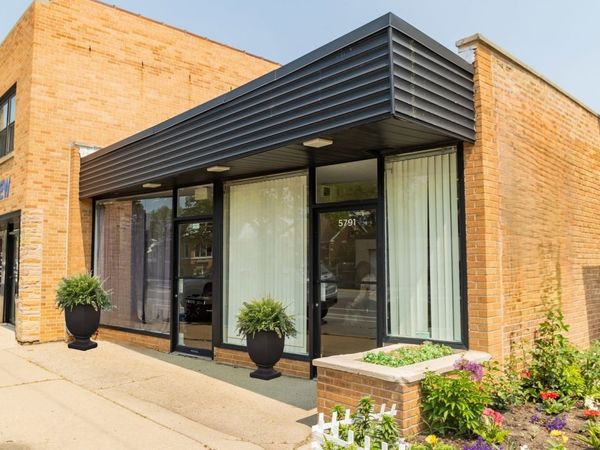5791 N Elston Avenue , Chicago, IL 60646