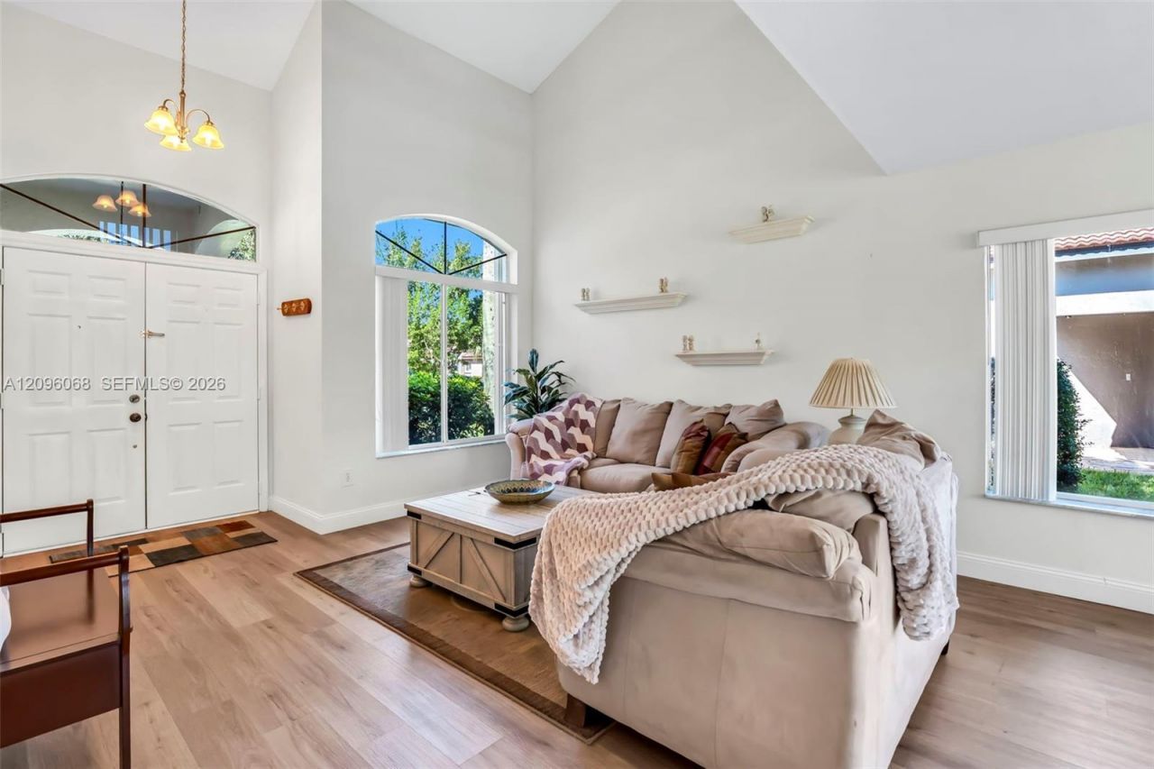 1993 NW 178th Way , Pembroke Pines, FL 33029 Photo