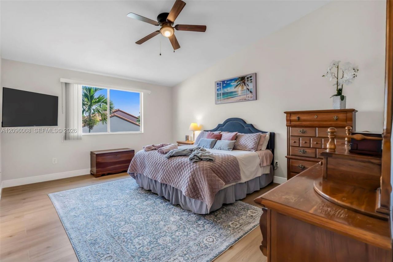 1993 NW 178th Way , Pembroke Pines, FL 33029 Photo