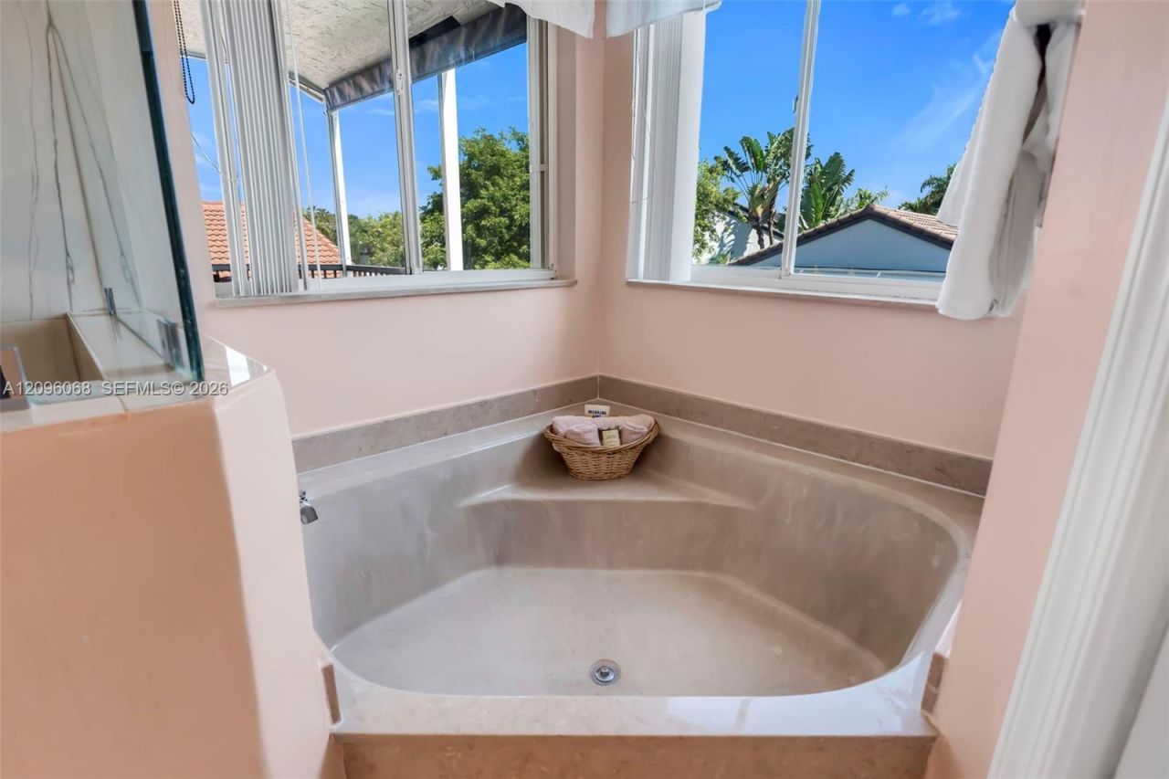 1993 NW 178th Way , Pembroke Pines, FL 33029 Photo