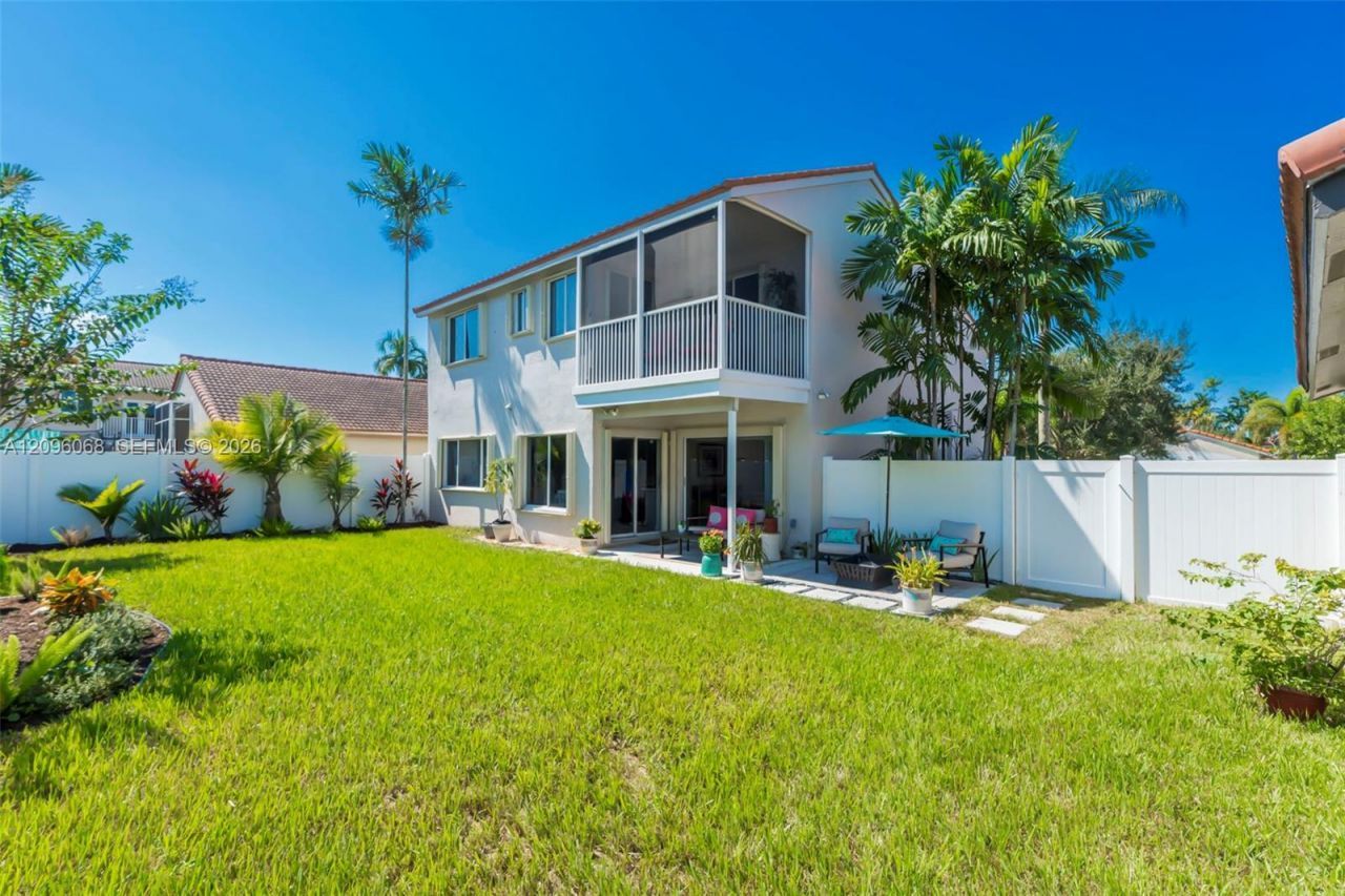 1993 NW 178th Way , Pembroke Pines, FL 33029 Photo