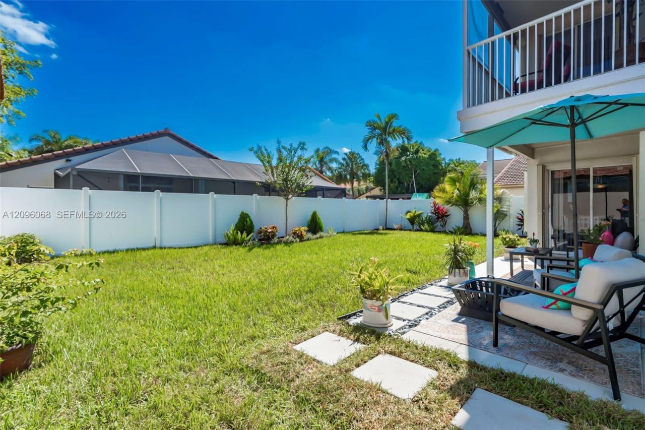 1993 NW 178th Way , Pembroke Pines, FL 33029 Photo