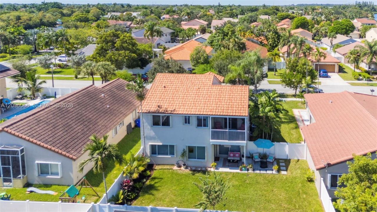 1993 NW 178th Way , Pembroke Pines, FL 33029 Photo