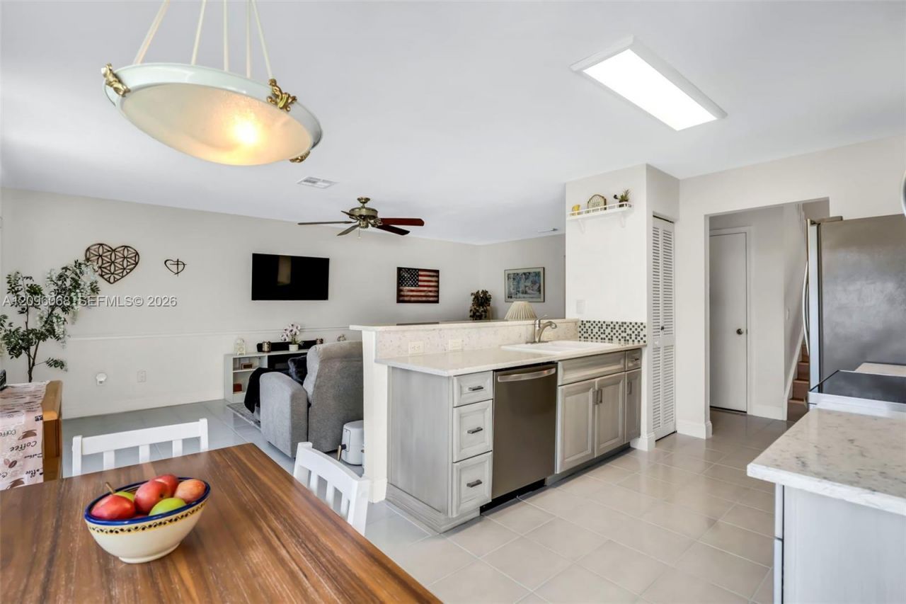 1993 NW 178th Way , Pembroke Pines, FL 33029 Photo