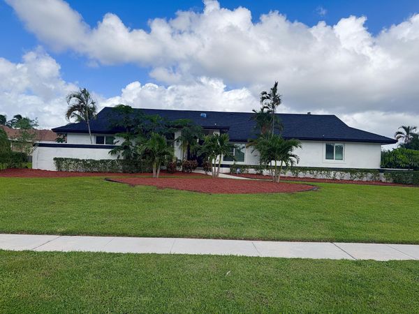 15580 MEADOW WOOD Drive, Wellington, FL 33414
