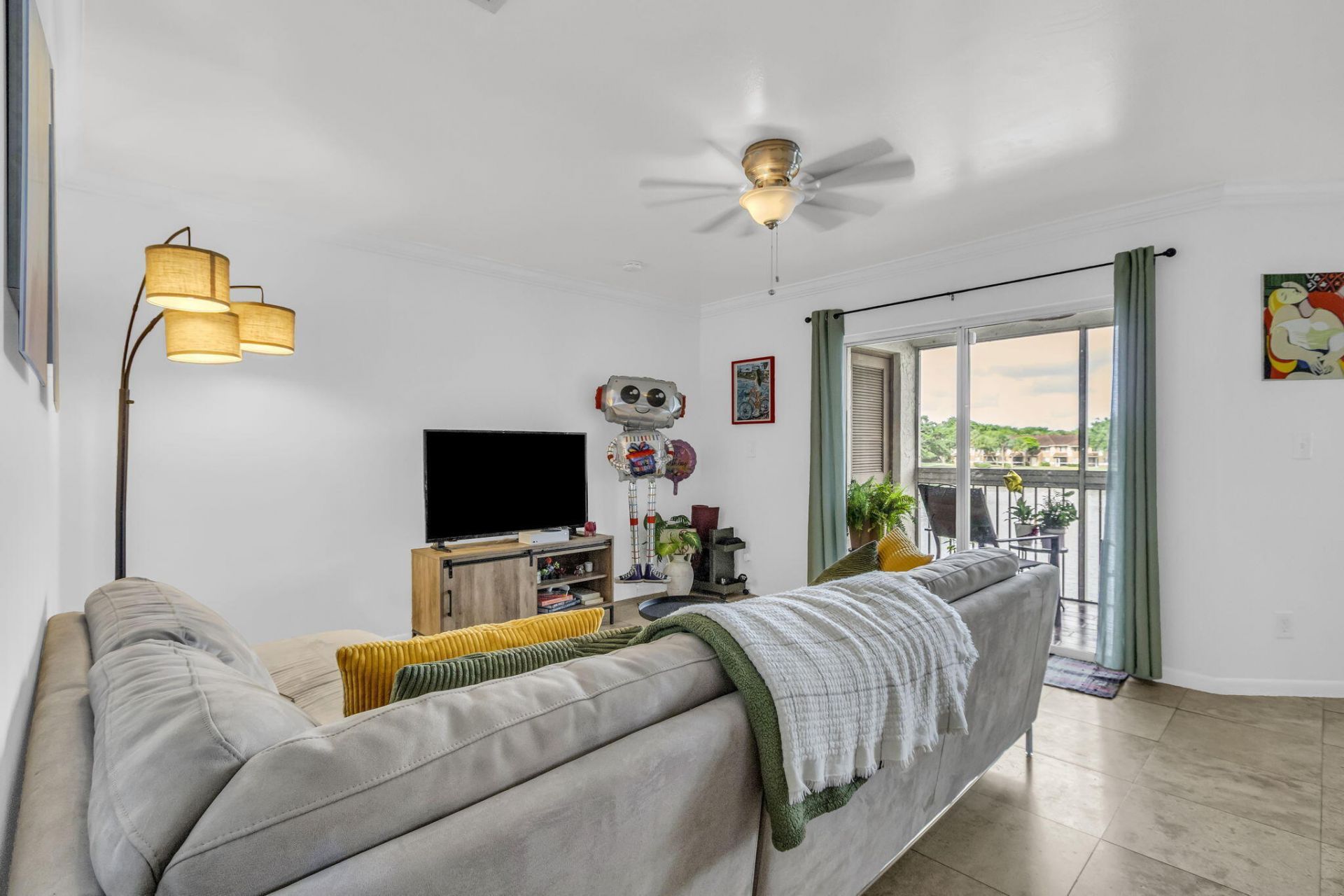 866 NW 92nd Avenue, Plantation, FL 33324 Photo